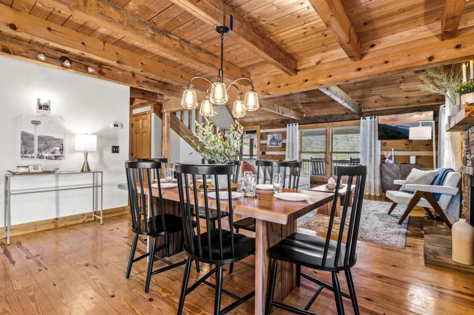Hidden Star Hideaway-Blackberry Farm-Smoky Mtn Nat Park-Hot Tub- Fire Pit- Fenced Yard- Pet Friendly Walland Luaran gambar