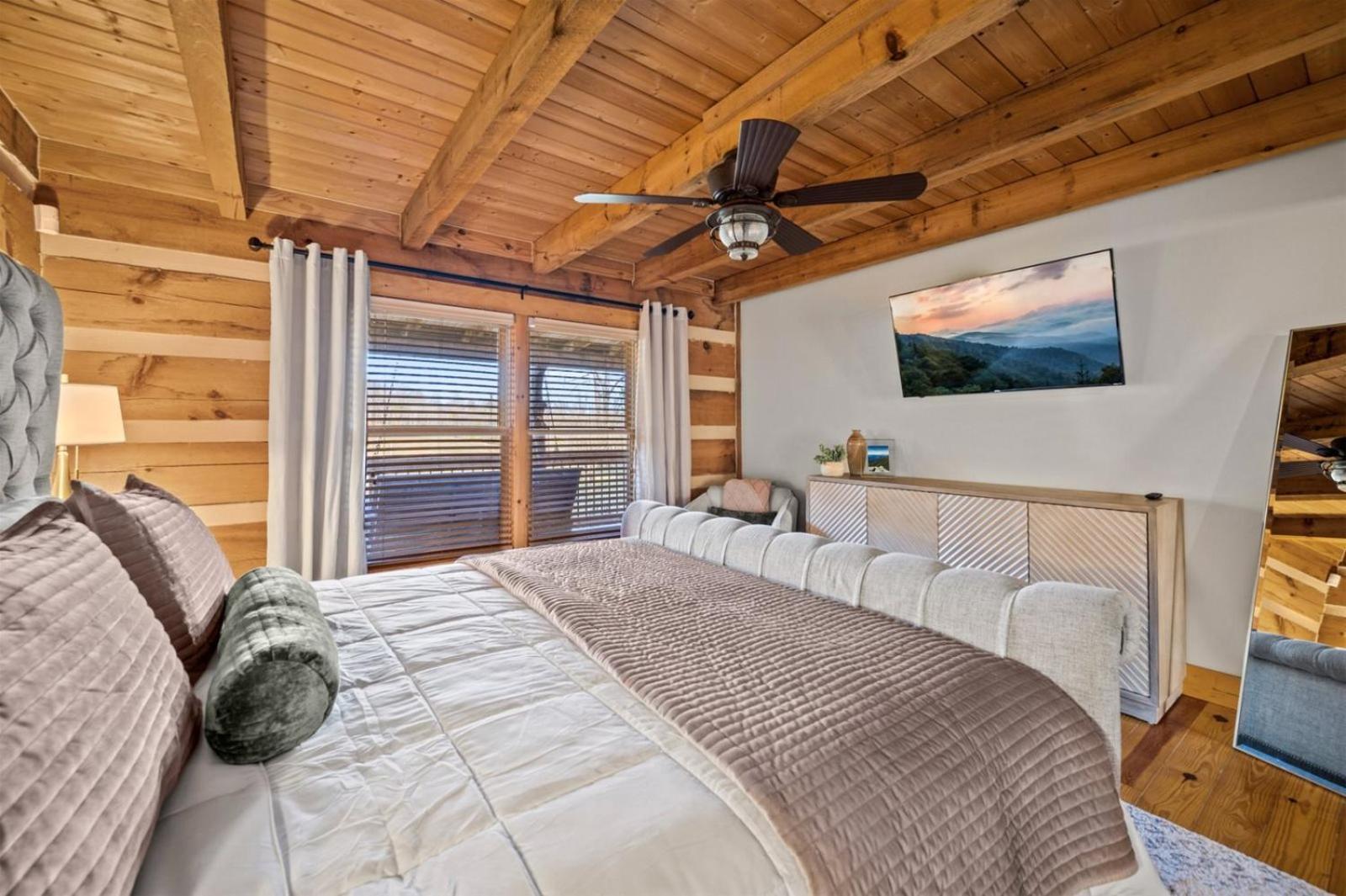 Hidden Star Hideaway-Blackberry Farm-Smoky Mtn Nat Park-Hot Tub- Fire Pit- Fenced Yard- Pet Friendly Walland Luaran gambar