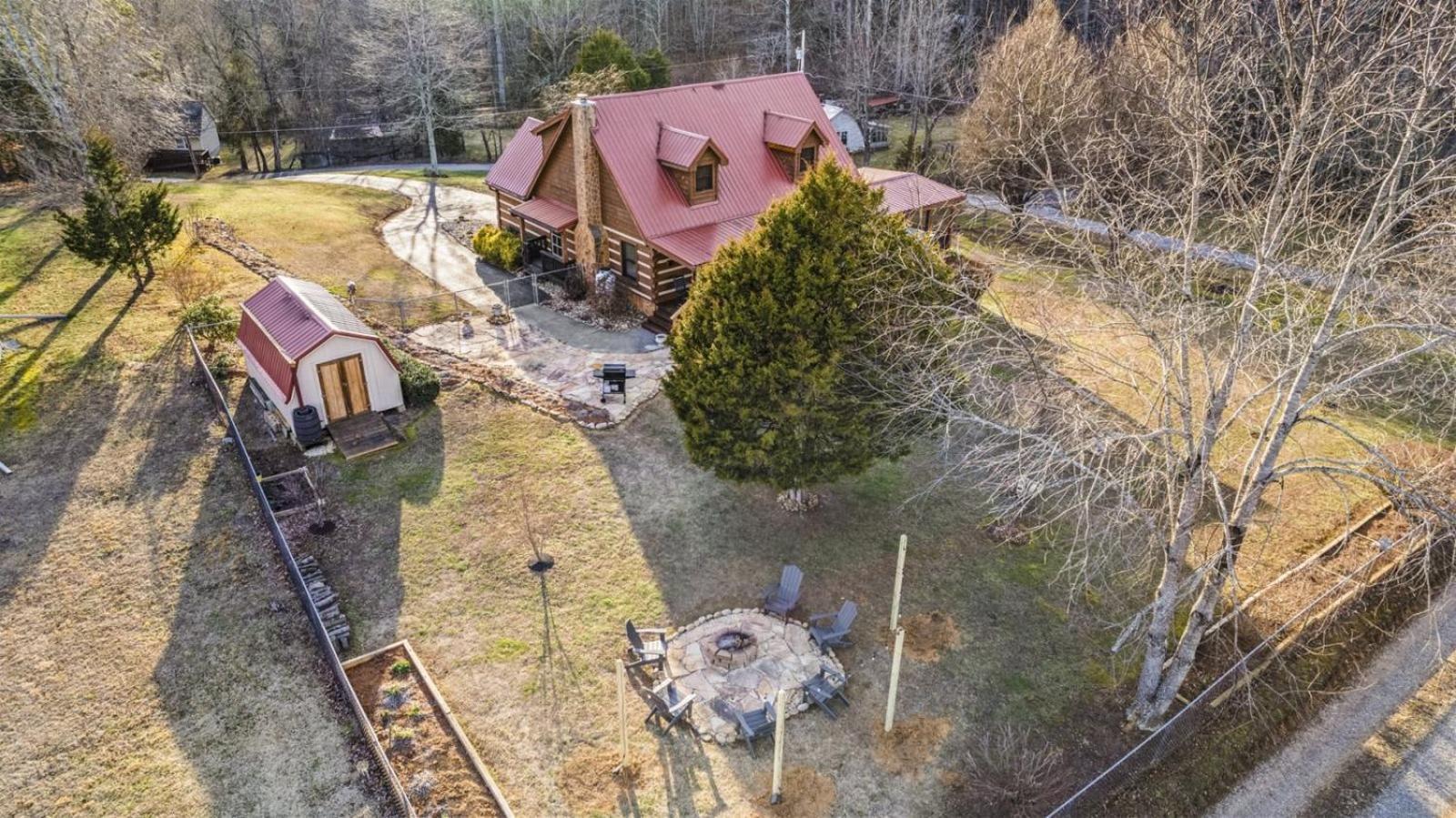 Hidden Star Hideaway-Blackberry Farm-Smoky Mtn Nat Park-Hot Tub- Fire Pit- Fenced Yard- Pet Friendly Walland Luaran gambar