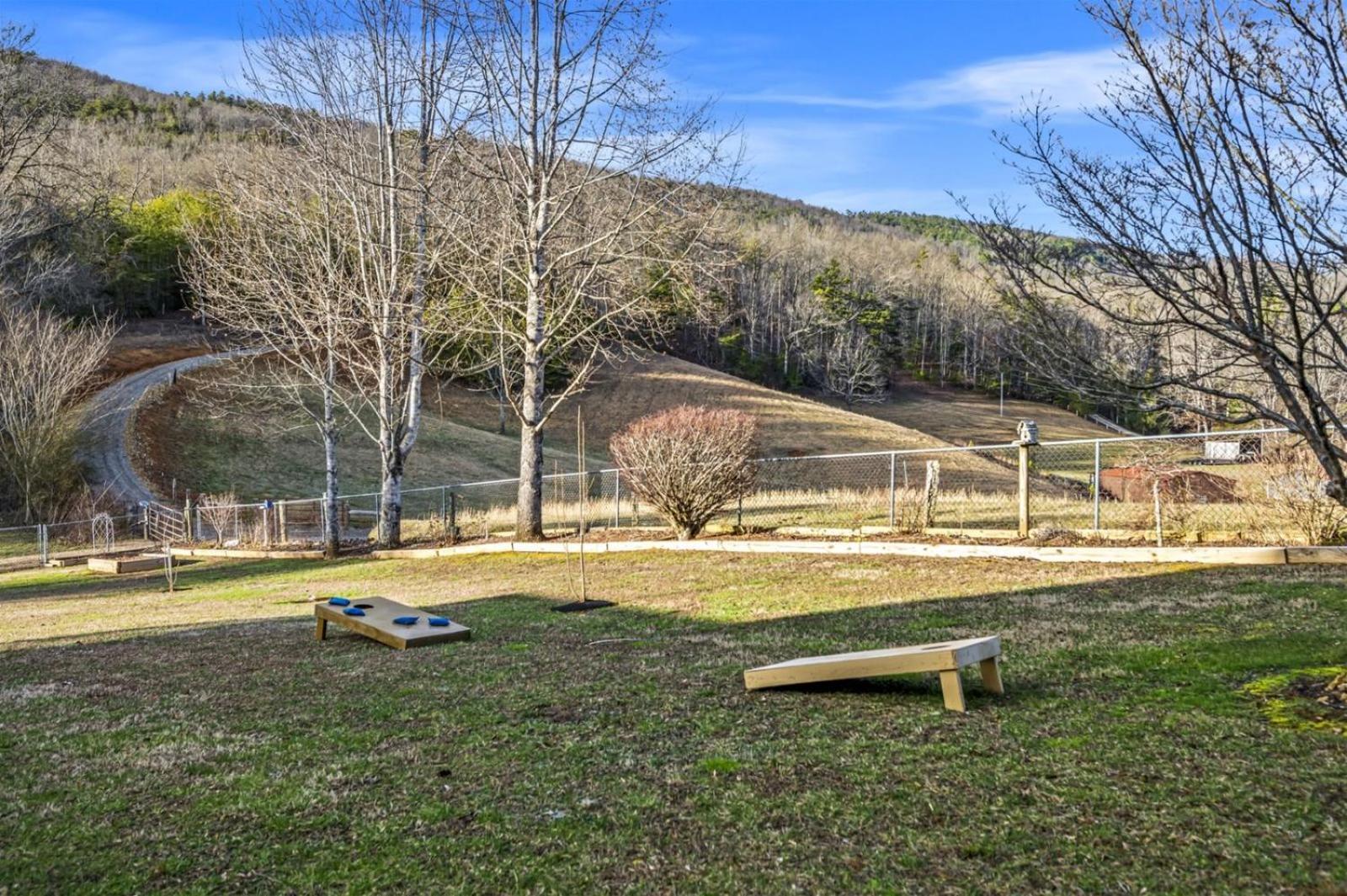 Hidden Star Hideaway-Blackberry Farm-Smoky Mtn Nat Park-Hot Tub- Fire Pit- Fenced Yard- Pet Friendly Walland Luaran gambar