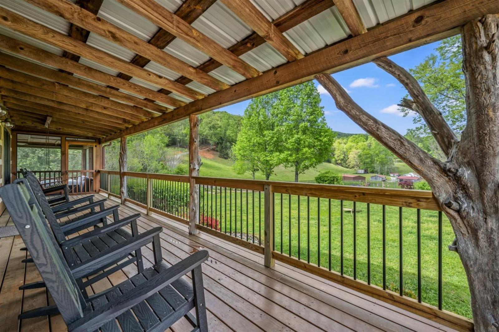 Hidden Star Hideaway-Blackberry Farm-Smoky Mtn Nat Park-Hot Tub- Fire Pit- Fenced Yard- Pet Friendly Walland Luaran gambar