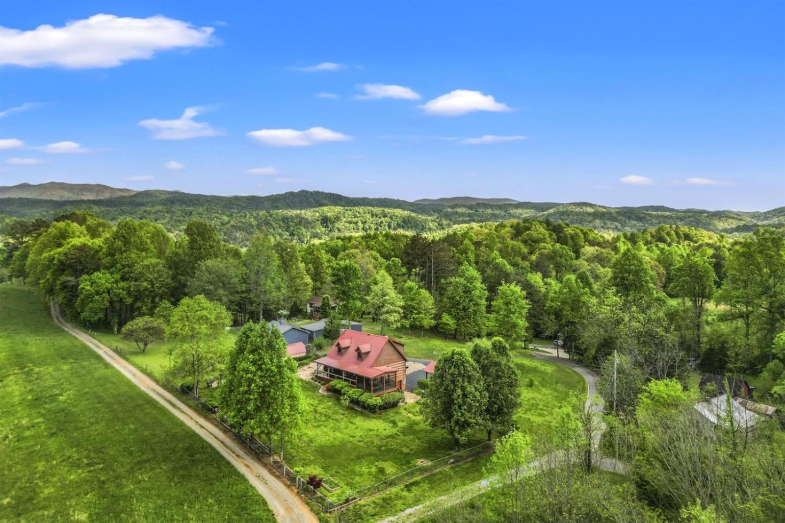 Hidden Star Hideaway-Blackberry Farm-Smoky Mtn Nat Park-Hot Tub- Fire Pit- Fenced Yard- Pet Friendly Walland Luaran gambar